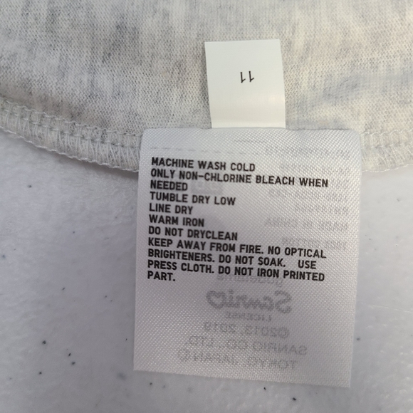 Gudetama The Lazy Egg Guderrelaxation T-Shirt (Small) NWT - Picture 9 of 15